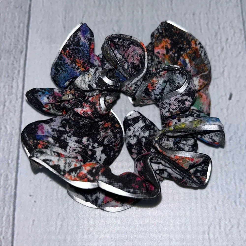 Lululemon Light Locks Scrunchie II Reflective‎ Trim Vitalize Multi Color